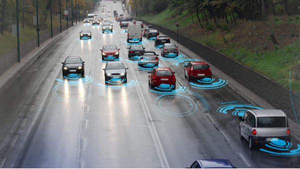 東莞監(jiān)控安裝公司闡述車(chē)聯(lián)網(wǎng)與無(wú)人駕駛利好的消息